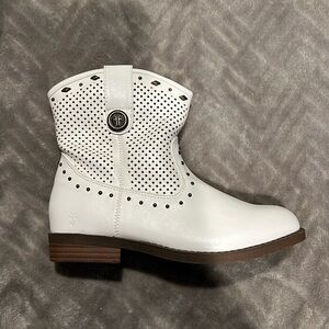 Brand new fry boots little girls size 13